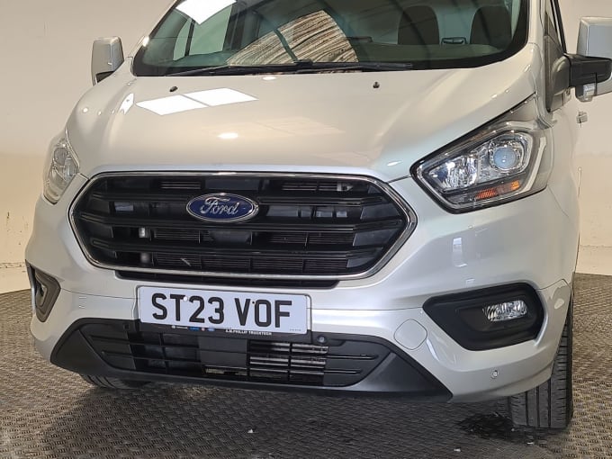 2025 Ford Transit Custom