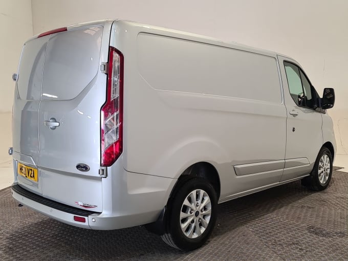 2025 Ford Transit Custom