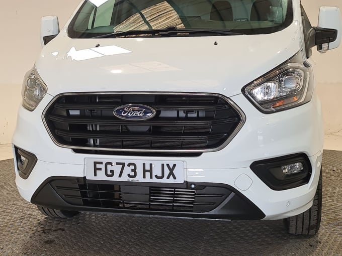 2025 Ford Transit Custom
