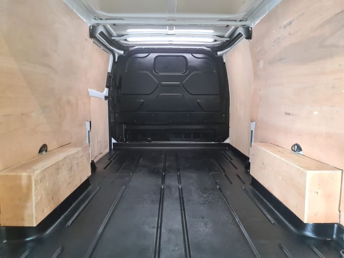 2025 Ford Transit Custom