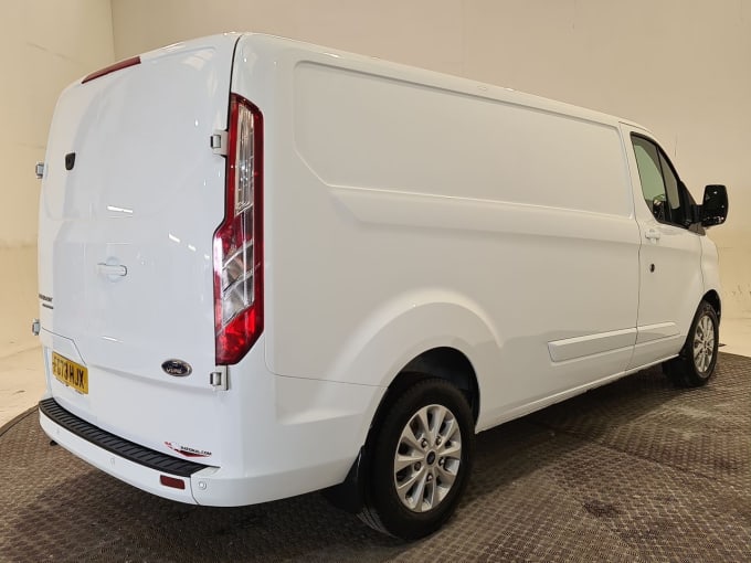 2025 Ford Transit Custom
