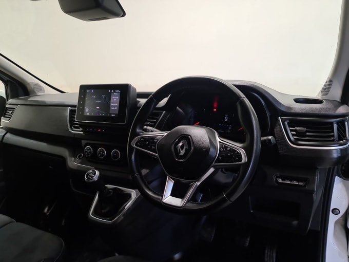 2025 Renault Trafic