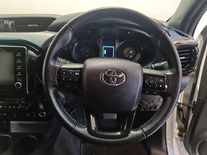 2025 Toyota Hi-lux