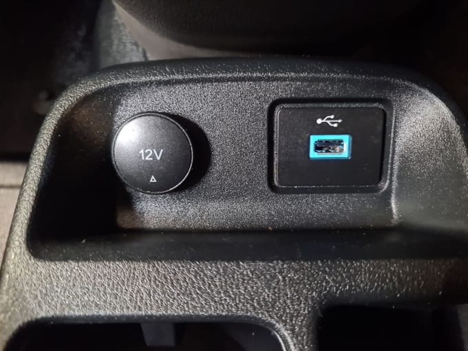 2025 Ford Transit Connect