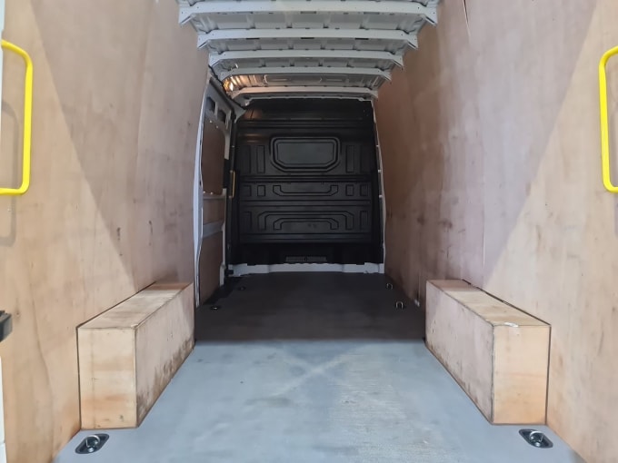 2025 Volkswagen Crafter