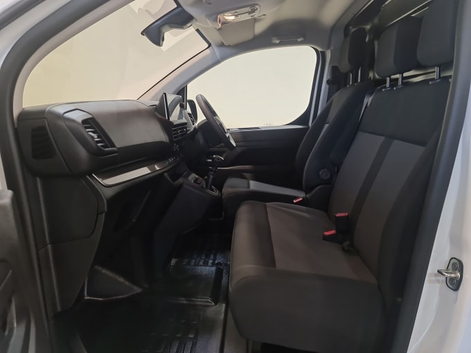 2025 Vauxhall Vivaro