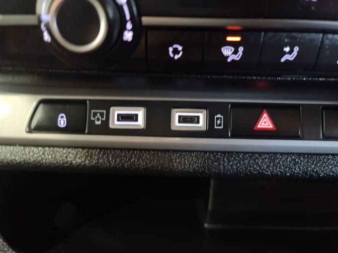 2025 Vauxhall Vivaro