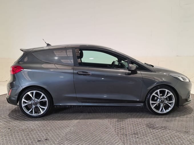 2021 Ford Fiesta Van