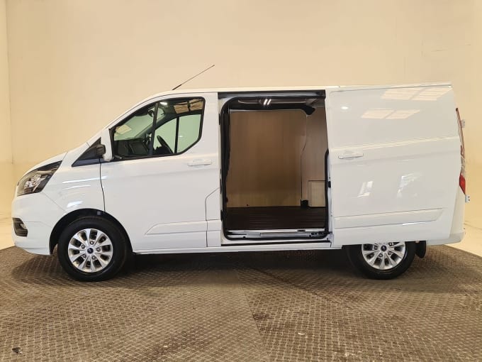 2023 Ford Transit Custom