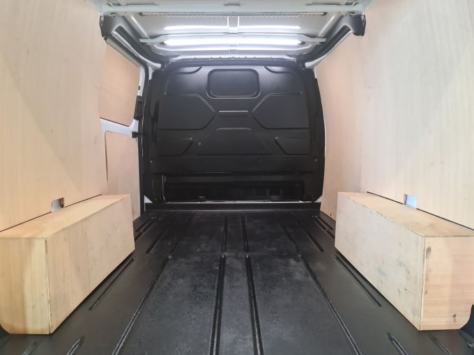 2023 Ford Transit Custom