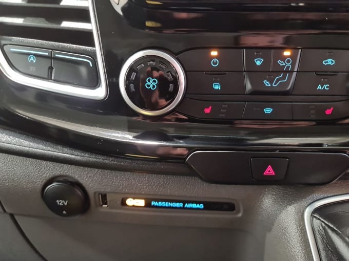 2023 Ford Transit Custom
