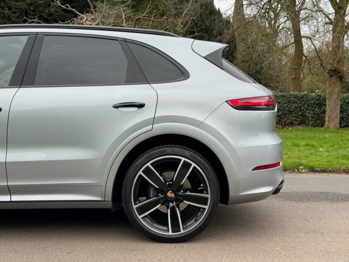 2024 Porsche Cayenne