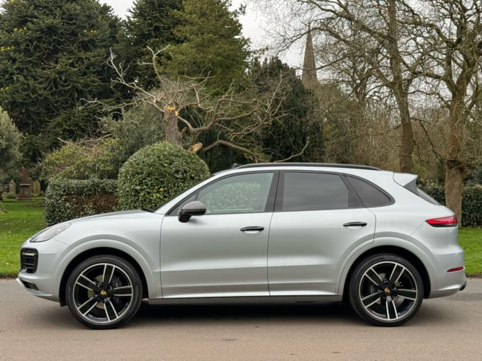 2024 Porsche Cayenne