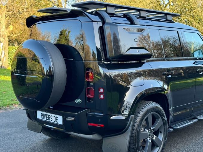 2025 Land Rover Defender