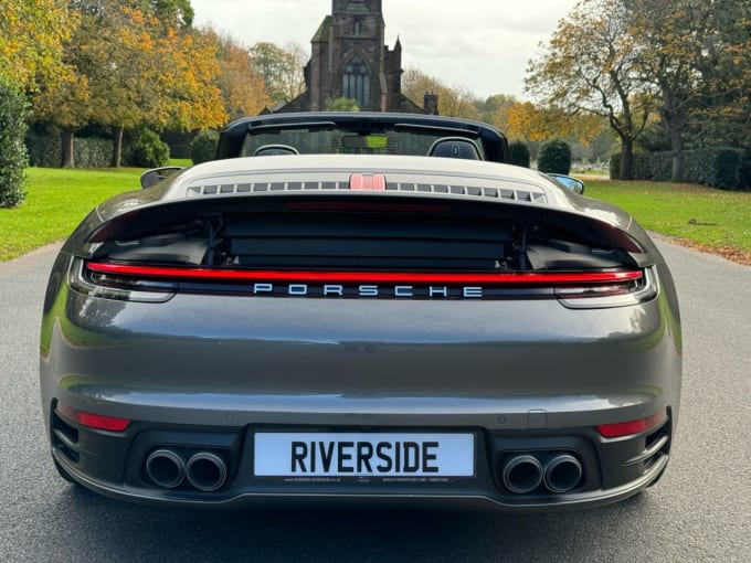 2025 Porsche 911