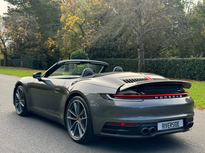 2025 Porsche 911