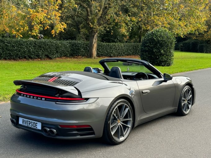 2025 Porsche 911