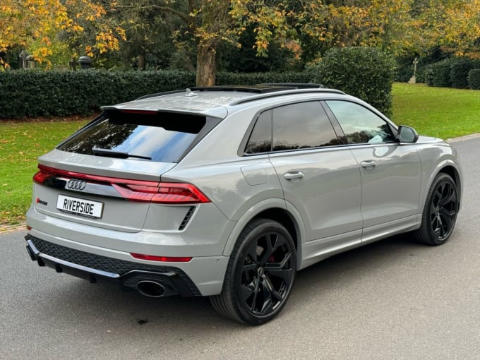 2025 Audi Rsq8