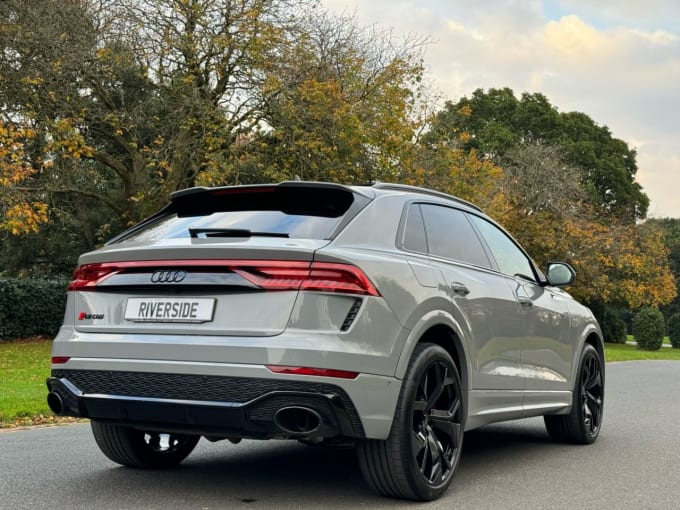 2025 Audi Rsq8