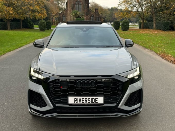 2025 Audi Rsq8