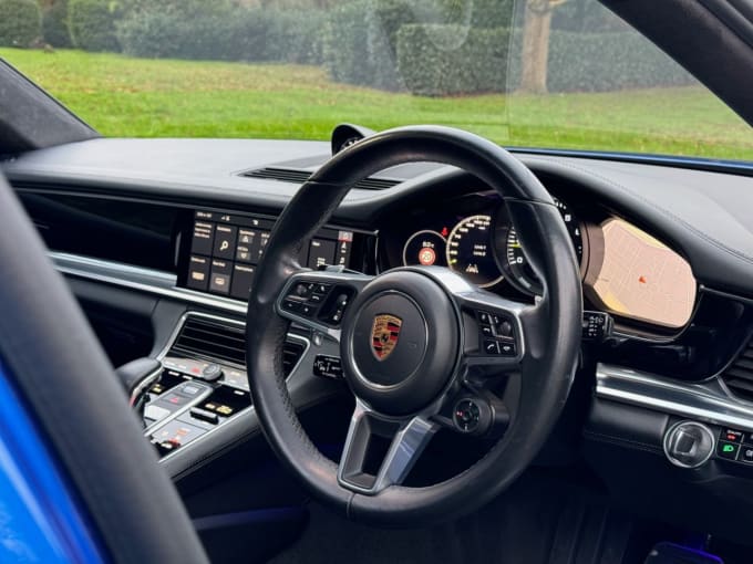 2025 Porsche Panamera