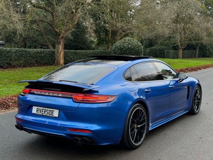 2025 Porsche Panamera