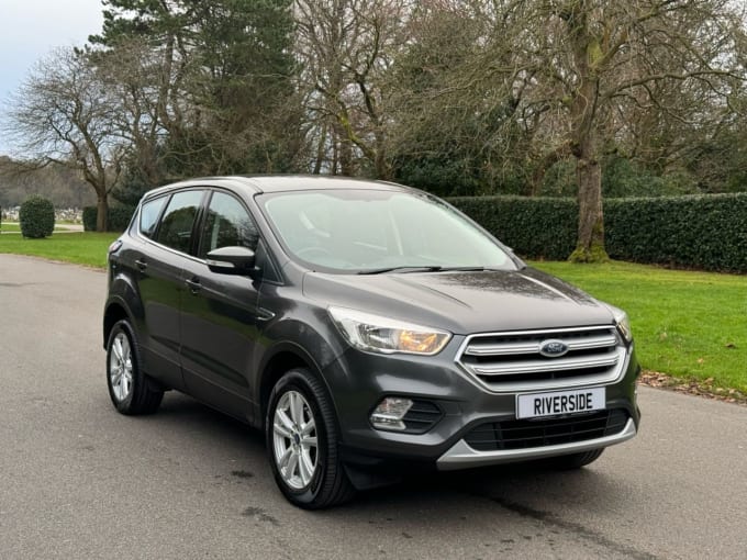 2025 Ford Kuga