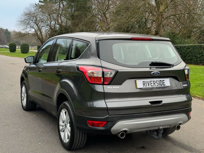 2025 Ford Kuga