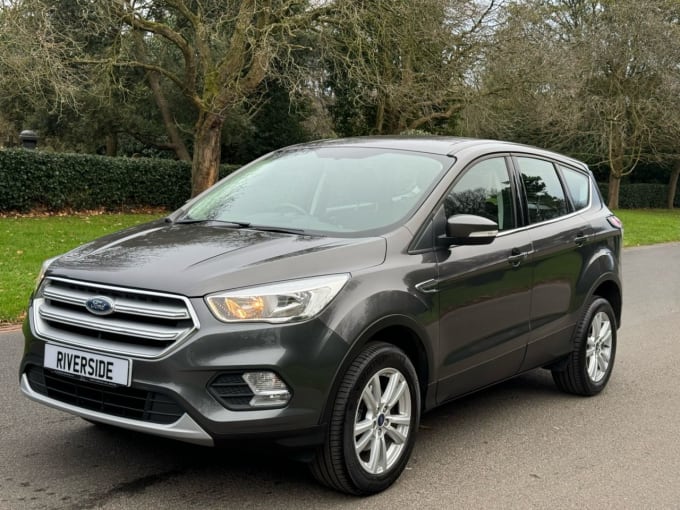 2025 Ford Kuga