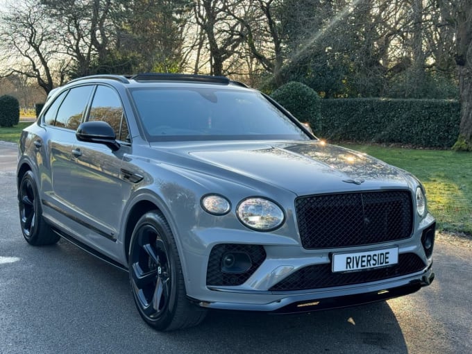 2025 Bentley Bentayga