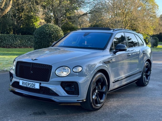 2025 Bentley Bentayga