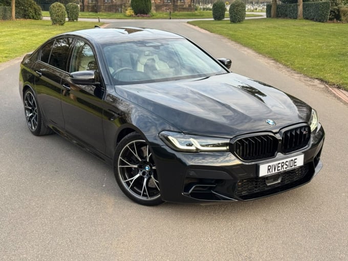 2023 BMW M5
