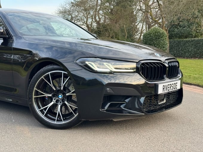 2023 BMW M5