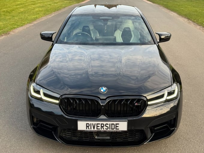 2023 BMW M5