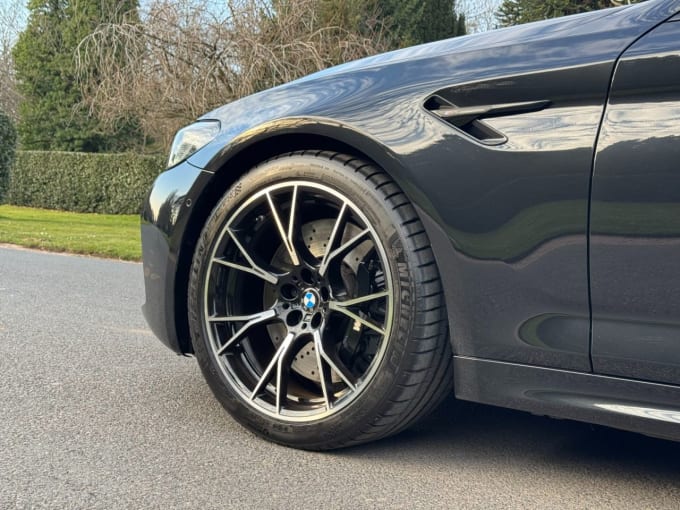 2023 BMW M5