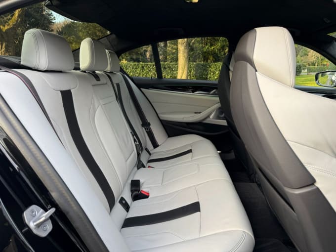 2023 BMW M5