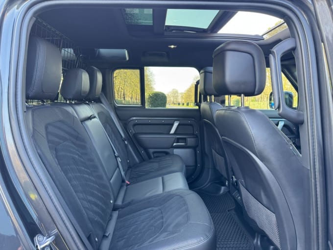 2025 Land Rover Defender