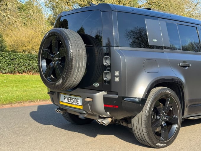 2025 Land Rover Defender