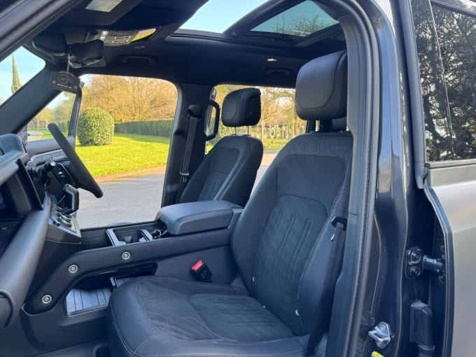 2025 Land Rover Defender