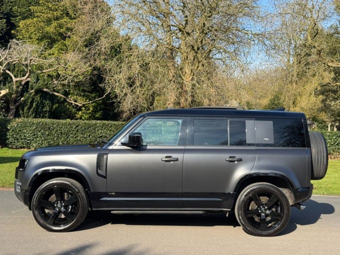 2025 Land Rover Defender