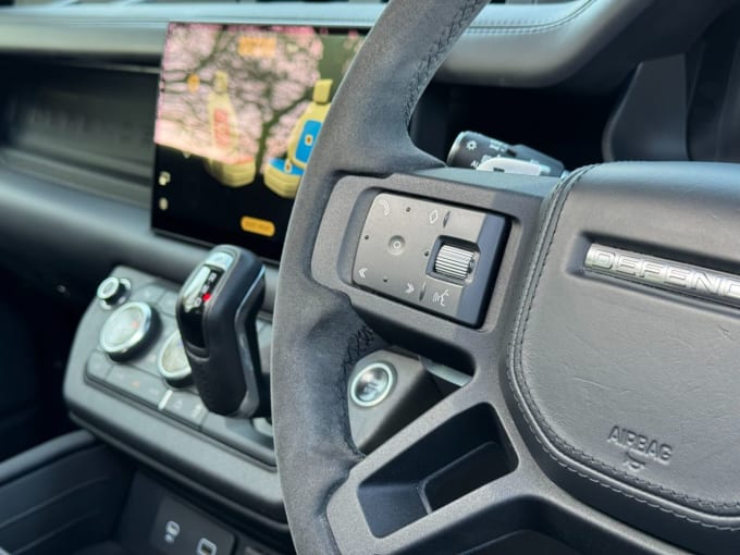 2025 Land Rover Defender