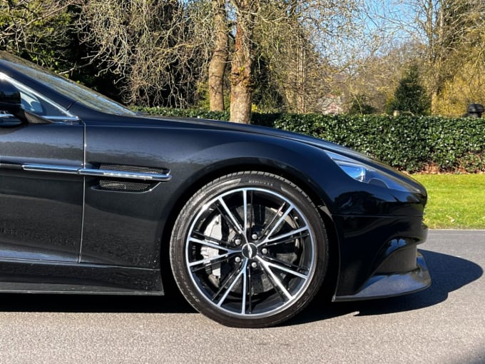 2025 Aston Martin Vanquish