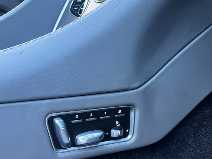 2025 Aston Martin Vanquish