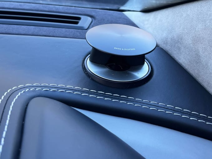 2025 Aston Martin Vanquish