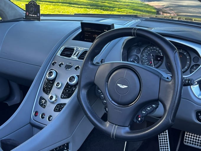 2025 Aston Martin Vanquish