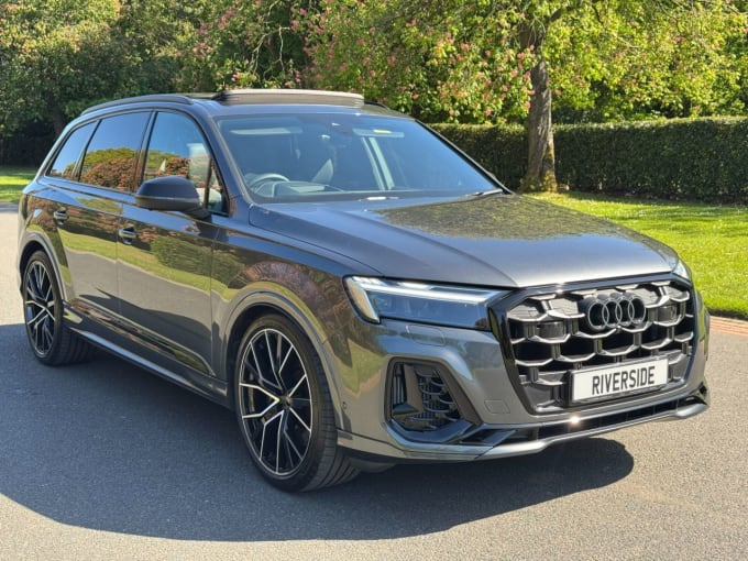 2025 Audi Sq7