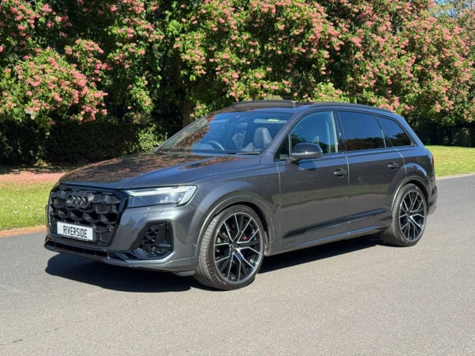 2025 Audi Sq7