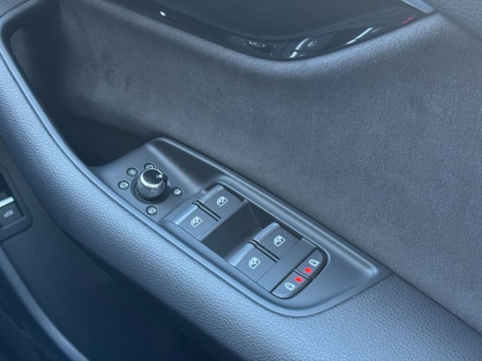 2025 Audi Sq7