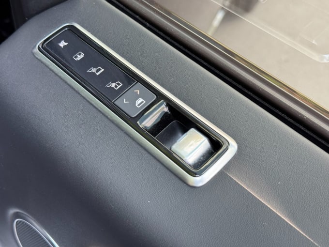 2025 Land Rover Range Rover