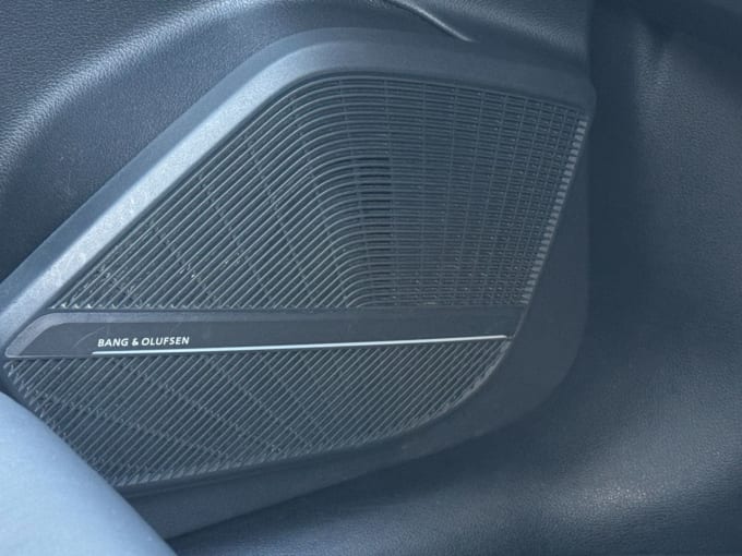 2025 Audi Sq5